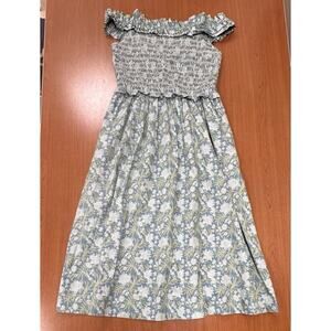 Crown & Ivy Dress Womens M Off The Shoulder Smocked Ruffle Green Floral Cottage